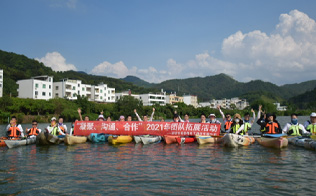 2004年成立深圳市英泰格電子科技有限公司，進(jìn)行市場(chǎng)的全力開拓，獲得了TE的代理授權(quán)；